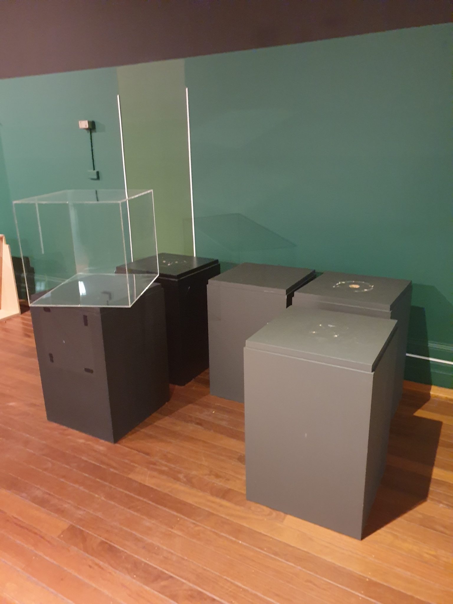 Free Museum Plinths and Acrylic Lids from Sydney University Museums - MGNSW