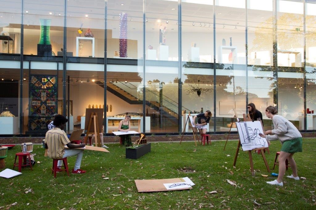 Image: ‘Drums and Draw’ public program, Wagga Wagga Art Gallery, December 2020 Photo: Tayla Martin